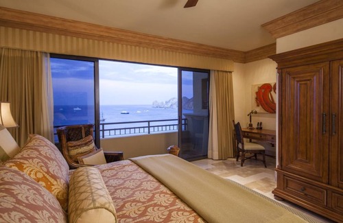 El Medano Ejidal Resort | 4000 Sq.' 4 BR, 4 1/2 bath with sweeping Ocean views from every room!