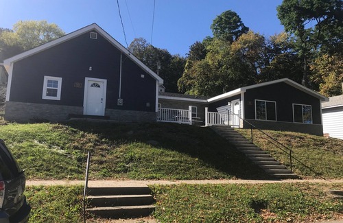 Watkins Glen House | 405 S. Madison, Suite A