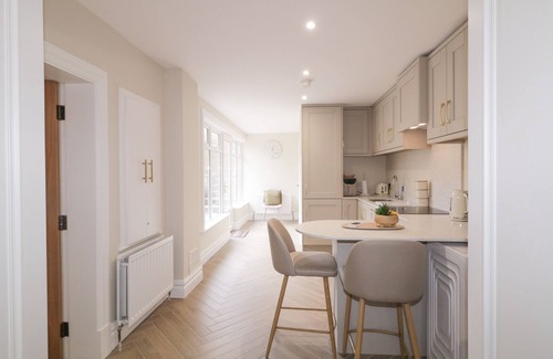 Portstewart House | 41 CHURCH VIEW, family friendly in Portstewart, County Londonderry