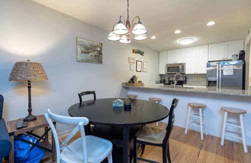 Palmetto Dunes Villa | 41 Moorings: 2 BR Pet Friendly Villa, Free Bikes, Free Beach Chairs, Beach