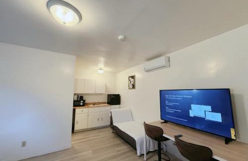 San Gabriel House | 426后院小屋
