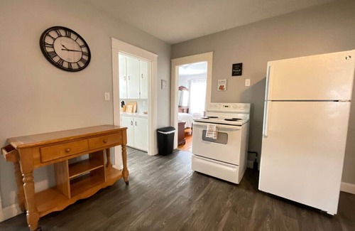 Nashua Apartment | *45 Mins to Boston | Seacoast | Lakes | Mtns *