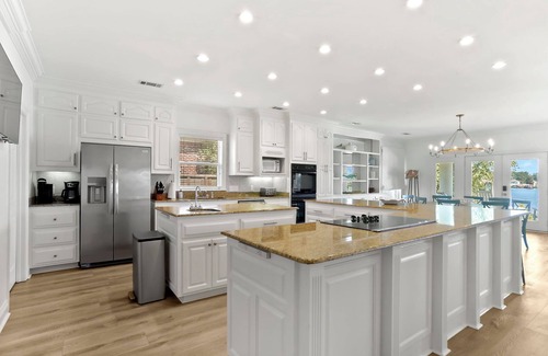 Oscar House | 4500 square feet of serenity on False River