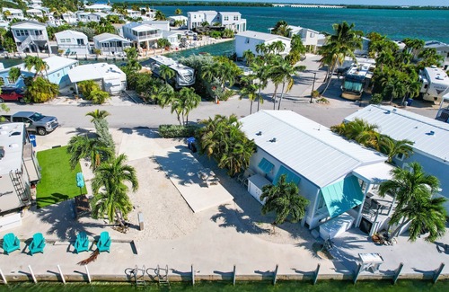 Cudjoe Key RV Rental | 464 Empty RV Lot with 35' Seawall