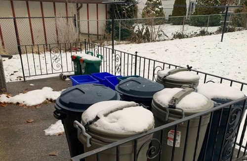 Rosemount House | 48H-1 · Kingsdale 3 beds Paradise Close to Public Transit