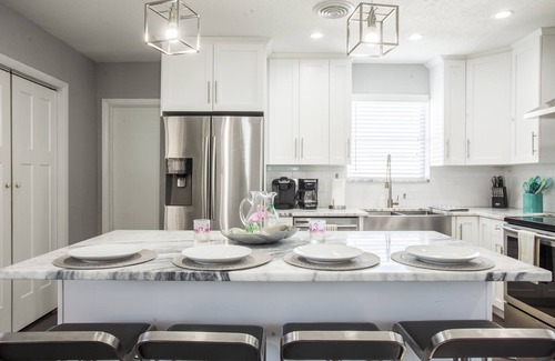 Hollywood Hills House | 4BR - 2BA Modern Home w Private POOL - BBQ-FLL-MIAMI