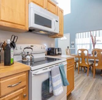 Higgins Lake House | *4BR 2BA N Shore Hidden Retreat*