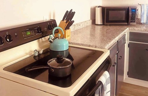 Rolla House | 4BR, 2BA | Sleeps 8 | 5 Min to S&T & Downtown