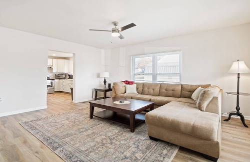 Concord House | 4BR at Parallel Court Northwest