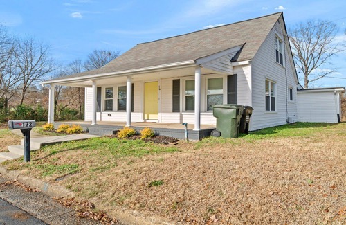 Concord House | 4BR at Parallel Court Northwest