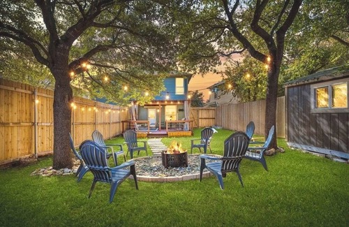 Tanglewood Forest House | 4BR Austin Getaway - Ideal for Families & Groups!