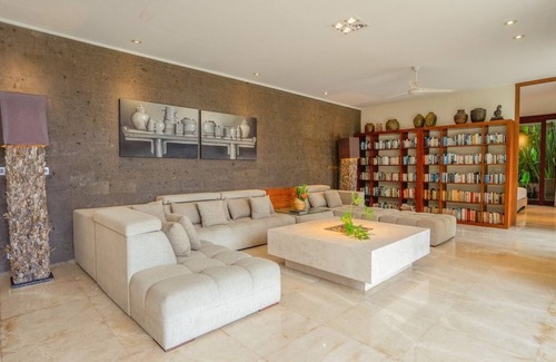 Beraban Villa | 4BR-Beachfront Villa in Cemagi with Ocean Views