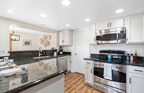McCormick Ranch Apartment | 4BR Charming Scottsdale Home w/Private Pool
