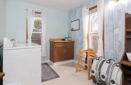 Plainwell House | 4BR Furnished Rental on Pine Lake Sept–May Rental 2900/month-includes utilities
