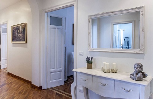 Testaccio Apartment | 4BR Home in a Vibrant Neighborhood
