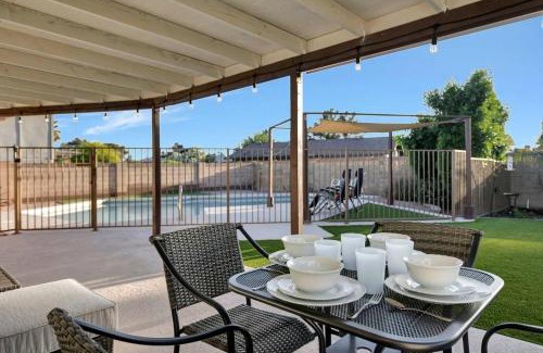 Tempe House | 4br Tempe Home W Pool Heating Option Available!