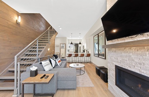 Silverthorne Villa | 4th Street Crossing #320d By Summit County Mountain Retreats