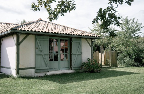 Saint-Julien-en-Born House | 5 B&B suites in a 5-hectare private park.