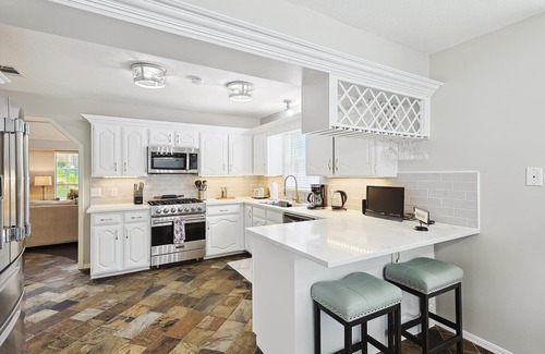 Flower Mound House | 5-BD,3-BA Serene Retreat in Heart of Flower Mound