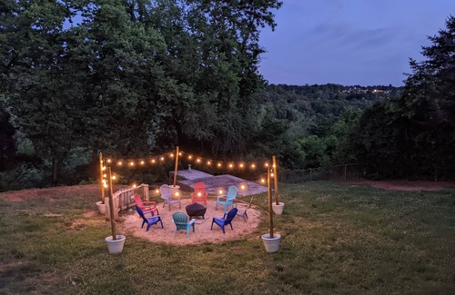 Fairlawn House | 5 Bed/4.5 Bath; Great for Large Groups! 20 Mins to VT
