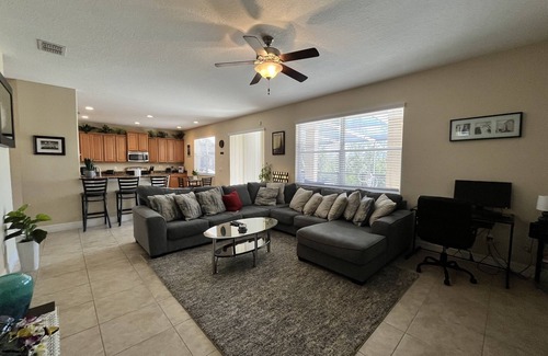 West Haven House | 5 bed/4 Bath Home with Pool/Spa/Games Room - Nr Champions Gate