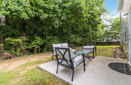 Duluth House | 5-Bed Gem Close to Duluth Fun-Sleeps 16