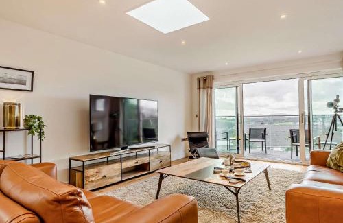 Polruan House | 5 Bed in Polruan 93182