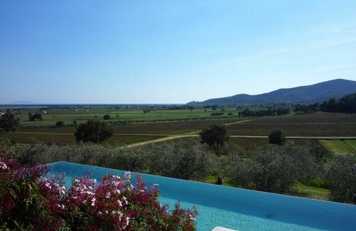Castiglione della Pescaia Villa | 5 bedroom Maremma coast villa rental
