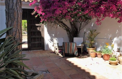 Nuevo Portil Villa | 5 bed villa with huge gardens, pool and games room, near golf club and beach.