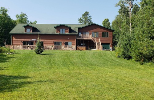 Tower House | 5-bedroom, 3.5 bath house on Lake Vermilion with WiFi, AC. Enjoy your stay