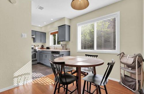 Barton Hills House | 5 Bedroom 4 Bath Zilker Villa Big Yard in Zilker Barton Hills