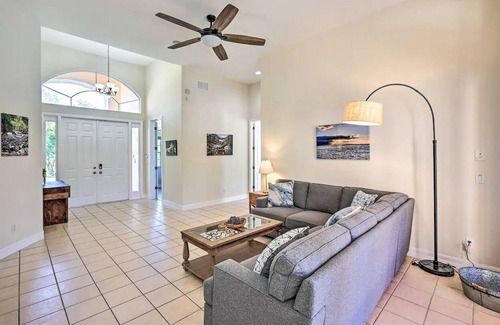 Rural Estates Apartment | 5 Bedroom 631538 by Houzlet