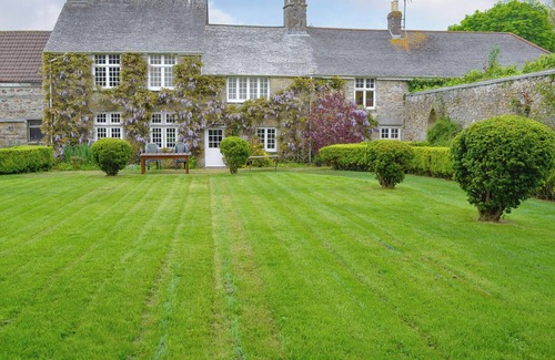 Saint Erth Praze Cottage | 5 bedroom accommodation in St Erth, Hayle
