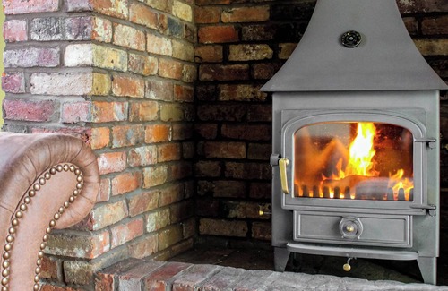 Newtown Cottage | 5 bedroom accommodation in Aberhafesp, near Newtown
