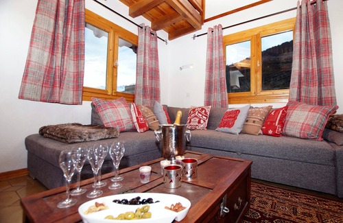 Seez Ski Chalet | 5 bedroom Chalet Seez for La Rosiere or Les Arcs