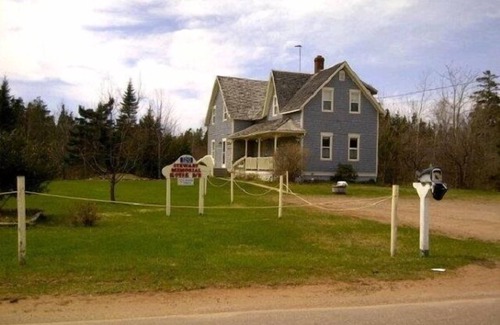 West Point Cottage | 5 bedroom cottage - sleeps 10, near the beach - West point PEI