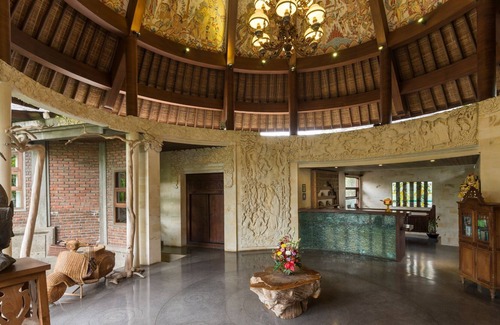 Singakerta Villa | 5 Bedroom Villas with Spacious Pool