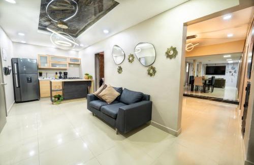 Zona Rosa Apartment | 5 bedroom, with Arcade machine and foosball, 1 block from Lleras park P3