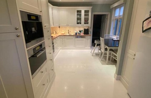 Lillestrom Apartment | 5 Bedrooms House in Lillestrøm Central - 5 mins walk from Lillestrøm Station