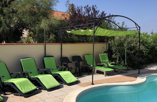Saint-Laurent-de-la-Salanque Villa | 5'du Barcares, lovely air-conditioned villa with heated pool