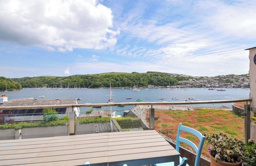 Fowey Cottage | 5 ESPLANADE, family friendly, character holiday cottage in Fowey