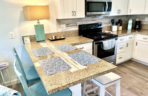 St. Augustine Beach Apartment | 5 F Street - Sand Dollar East