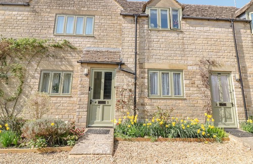 Bibury Apartment | 5 JUBILEE COURT in Bibury