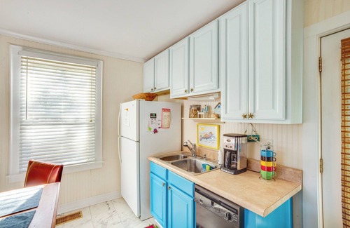 Mossy Oaks Cottage | 5 Mi to Downtown Beaufort: Pet-Friendly Cottage!