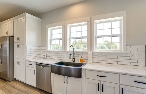 Livingston House | 5 Mi to Lake Anna State Park: Modern Family Home!