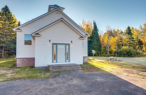 Toivola House | 5 Mi to Twin Lakes State Park: Renovated Church!