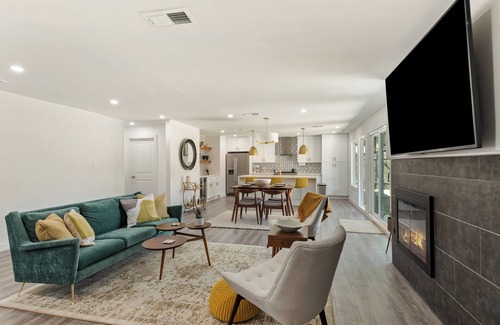 University Hills House | 5 Mi to UT: Home w/Outdoor Entertainment Area!