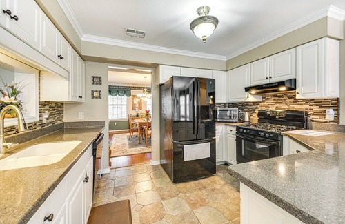 Virginia Beach House | 5 Mi to Virginia Beach: Charming Family Home!