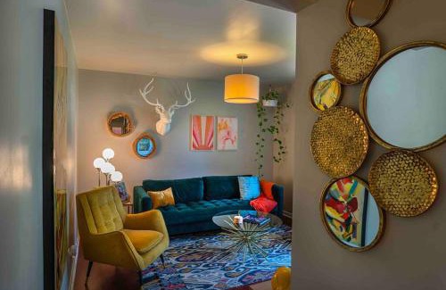 Shelby Hills Apartment | 5 min to DT-Multicade Arcade-Nature Trails-Scenic- !