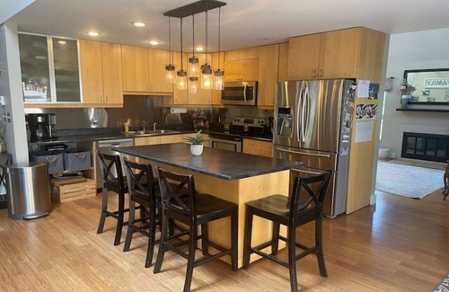 State College House | 5 Min to PSU, Pool & Patio, plenty of room for the whole fam!